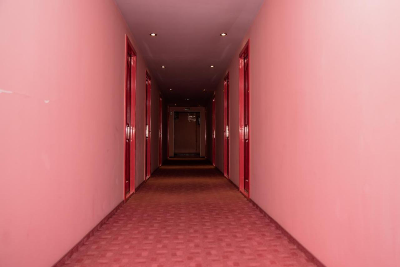 Hotel Yax Cîmpeni Exterior foto