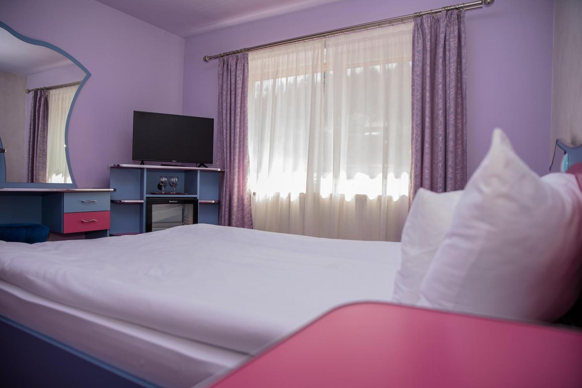 Hotel Yax Cîmpeni Zimmer foto