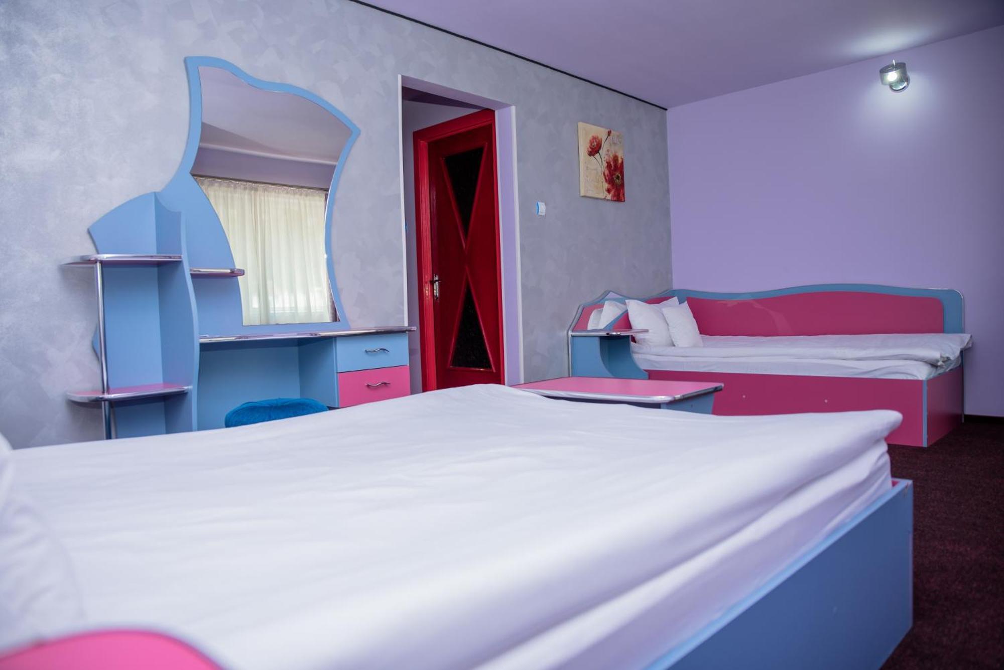 Hotel Yax Cîmpeni Zimmer foto